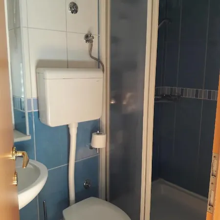 With A Parking Space - 16521 Makarska