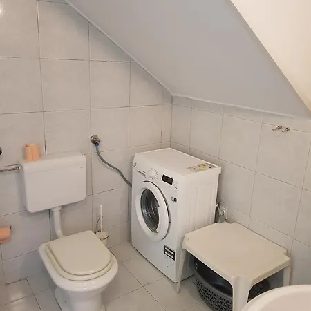 Apartment With A Parking Space - 16521 Makarska